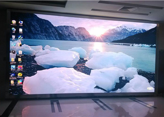 P2 P2.5 IP43 Indoor Full Color Led Display With Module Size 320*160mm